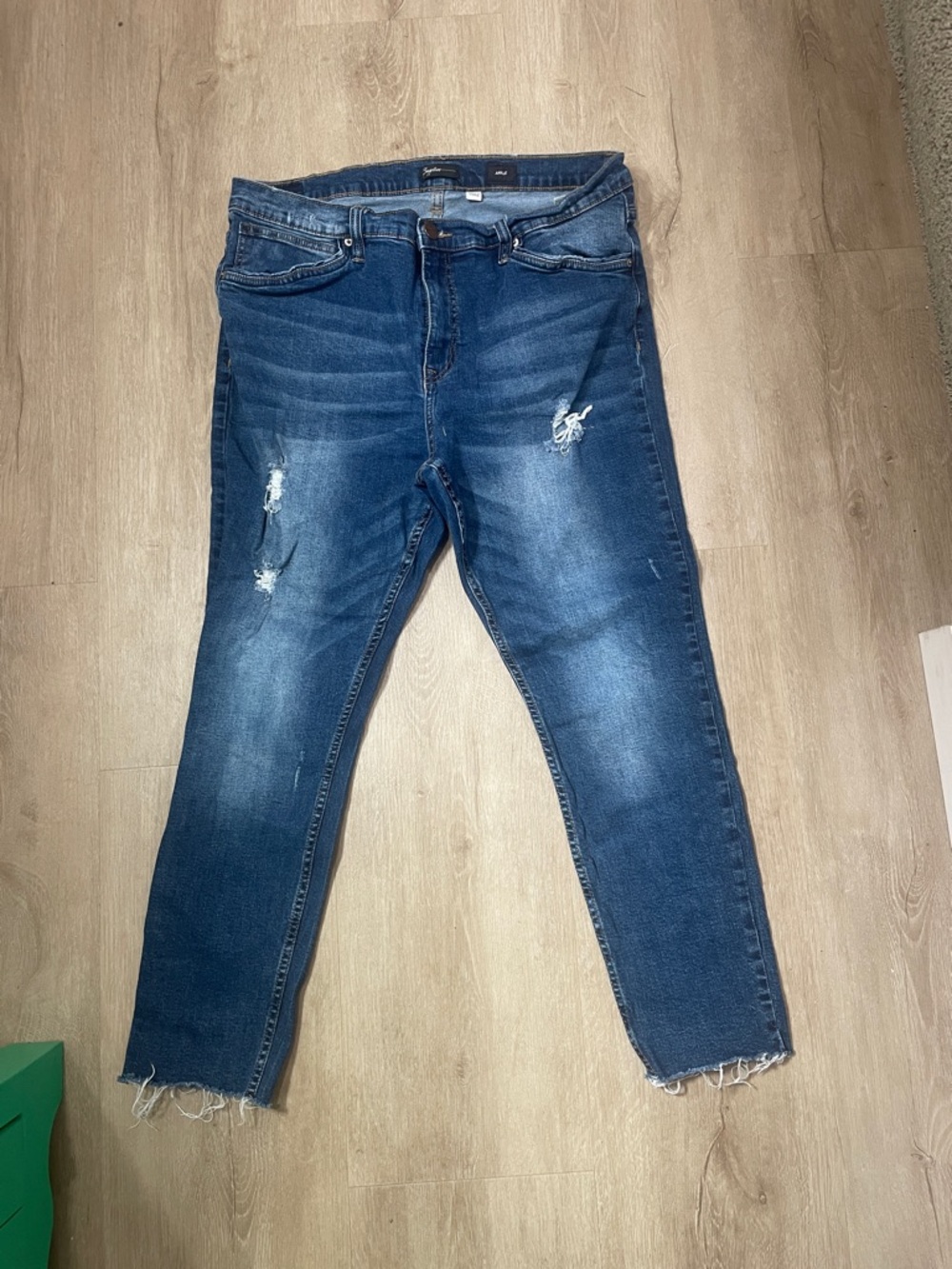 Supplies Women's Distressed Ankle Jeans - Dark Blue Size 16